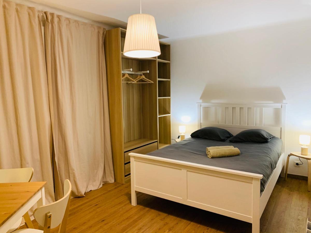 Rose Appartement Manosque Exteriör bild